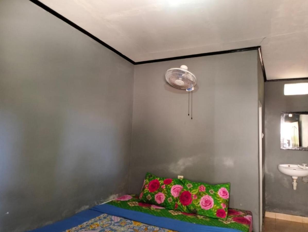T&T Homestay Kuta  Kültér fotó