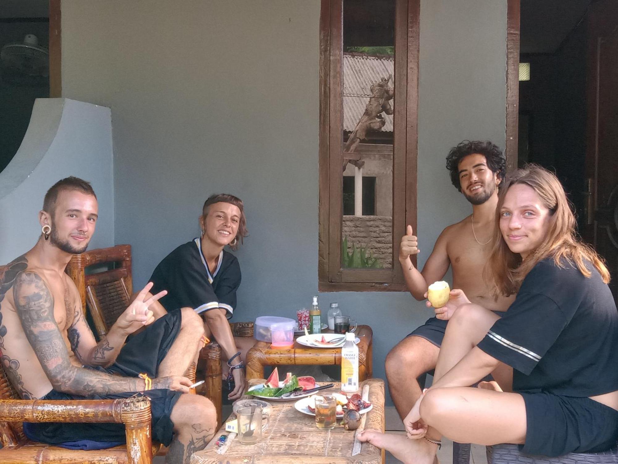T&T Homestay Kuta  Kültér fotó